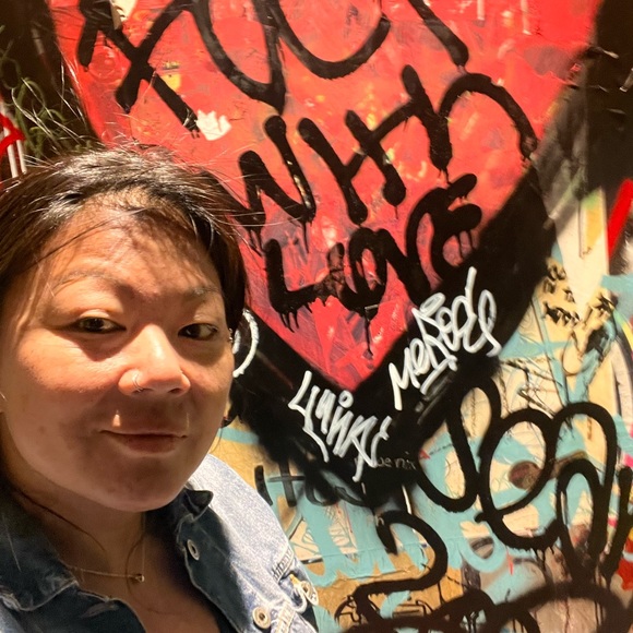 Meet your Posher, Macs - Picture 4 of 7